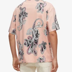 Hugo Paisley-print Oversized Cotton T-shirt 8 Hugo Paisley-print Oversized Cotton T-shirt -Default Template 4 R04100888 LIGHTPASTELRED ALT03