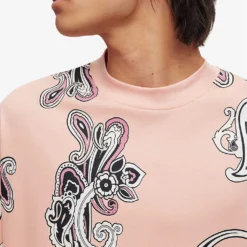 Hugo Paisley-print Oversized Cotton T-shirt 9 Hugo Paisley-print Oversized Cotton T-shirt -Default Template 4 R04100888 LIGHTPASTELRED ALT04