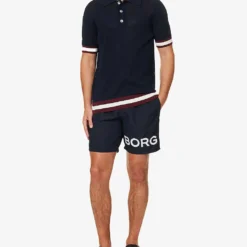 Front Page 22 Front Page -Default Template 4 R04172919 NAVYANDWHITE ALT01